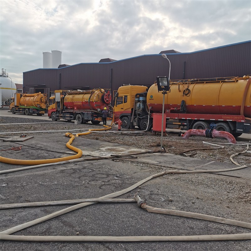 南雄污水池清理